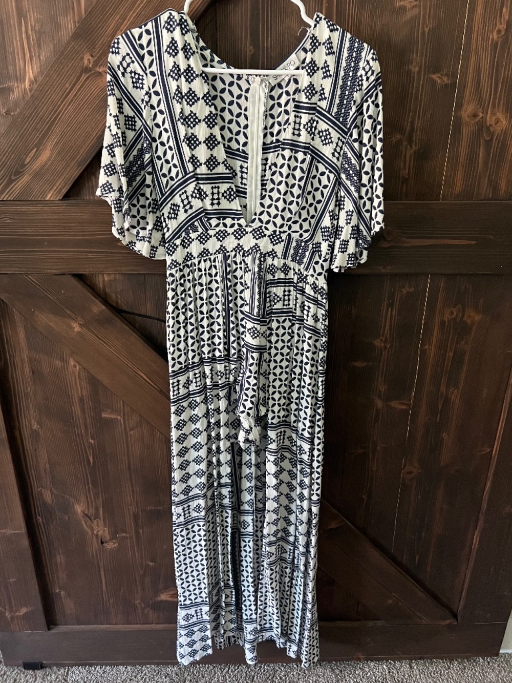 Showpo Size 6 Navy White Printed Romper Skirt Overlay